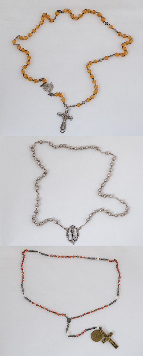 Três terços diversos. Alturas 40 cm e 33 cm (2).