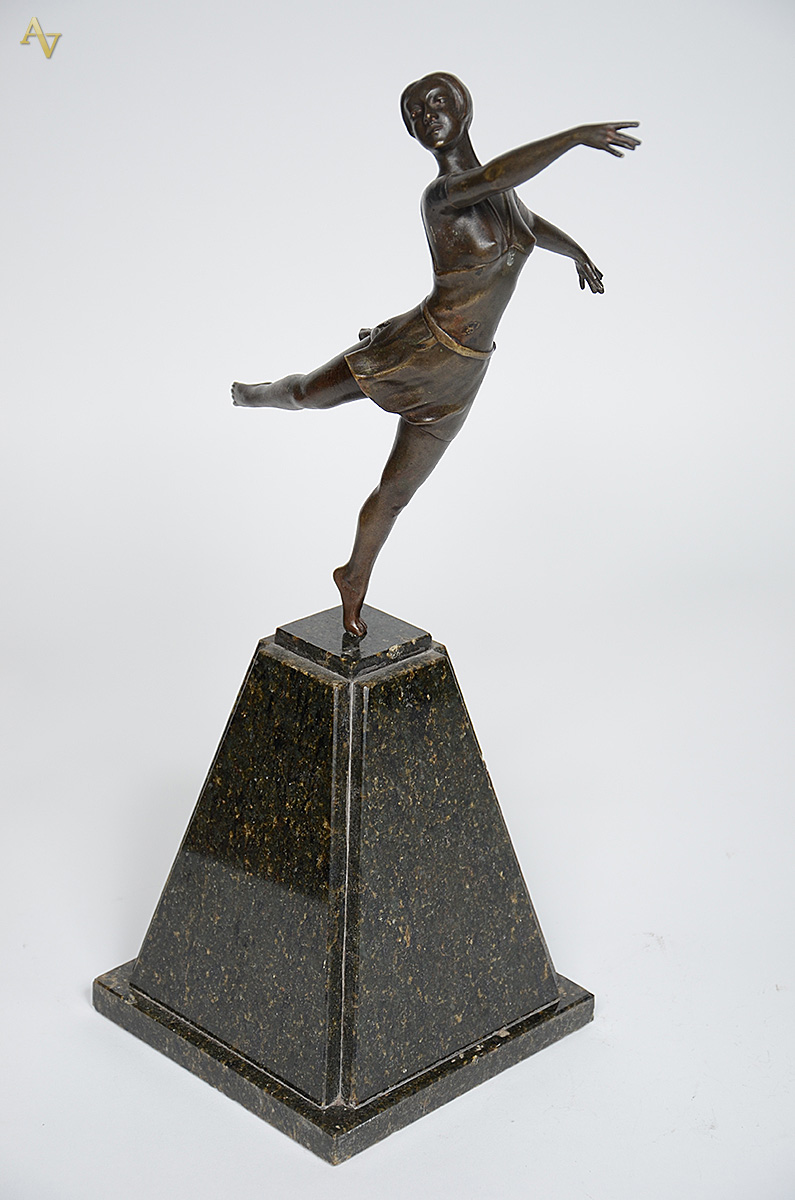Escultura em bronze estilo Art Nouveau representando bailarina, base... - foto 1 de 4