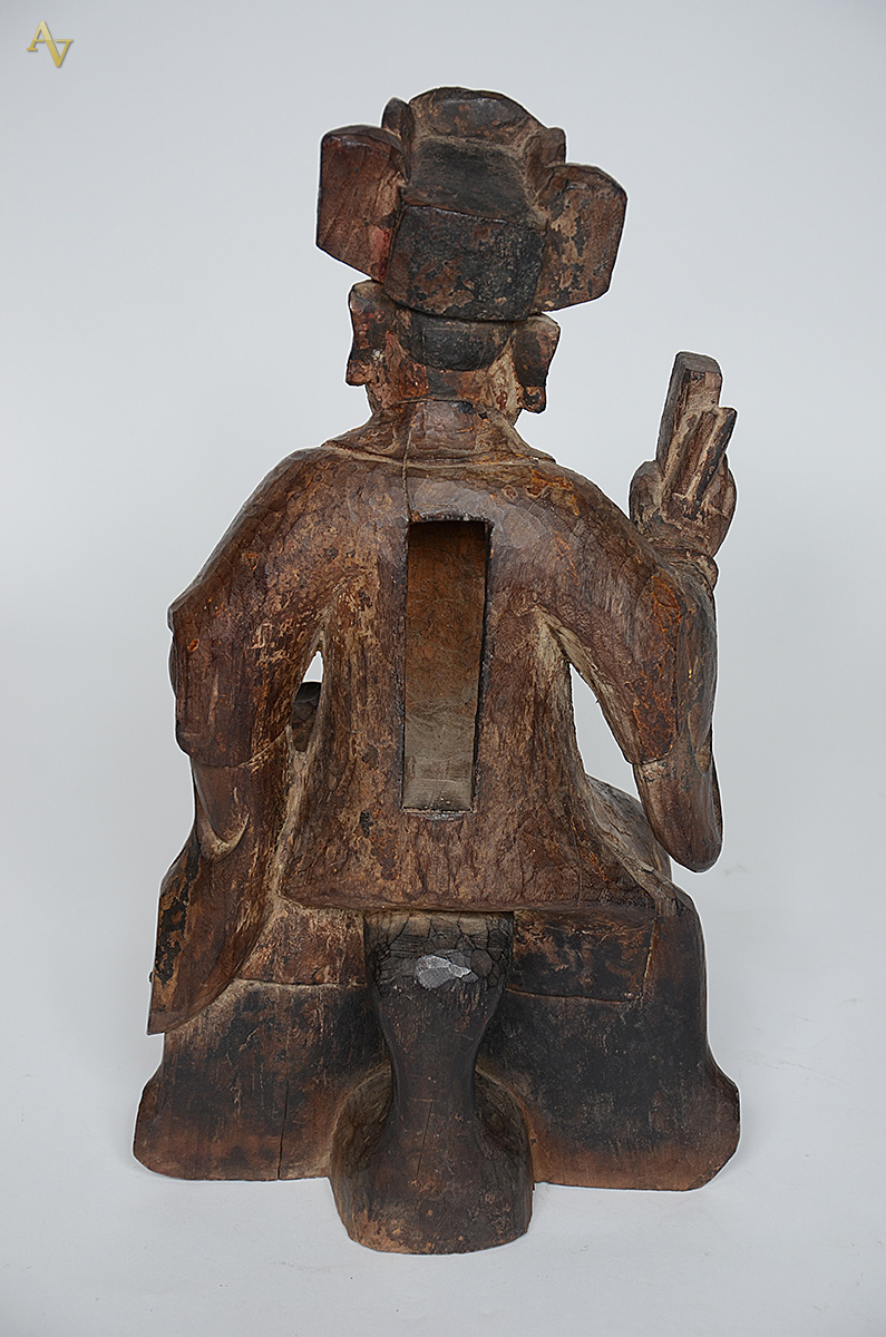 Escultura de madeira representando Buda. Altura 49 cm. - foto 2 de 2