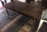 Mesa antiga de fazenda de madeira nobre ( Perte... - Mesa antiga de fazenda de madeira nobre ( Pertencente a " Escola do pão " Lagoa - RJ)