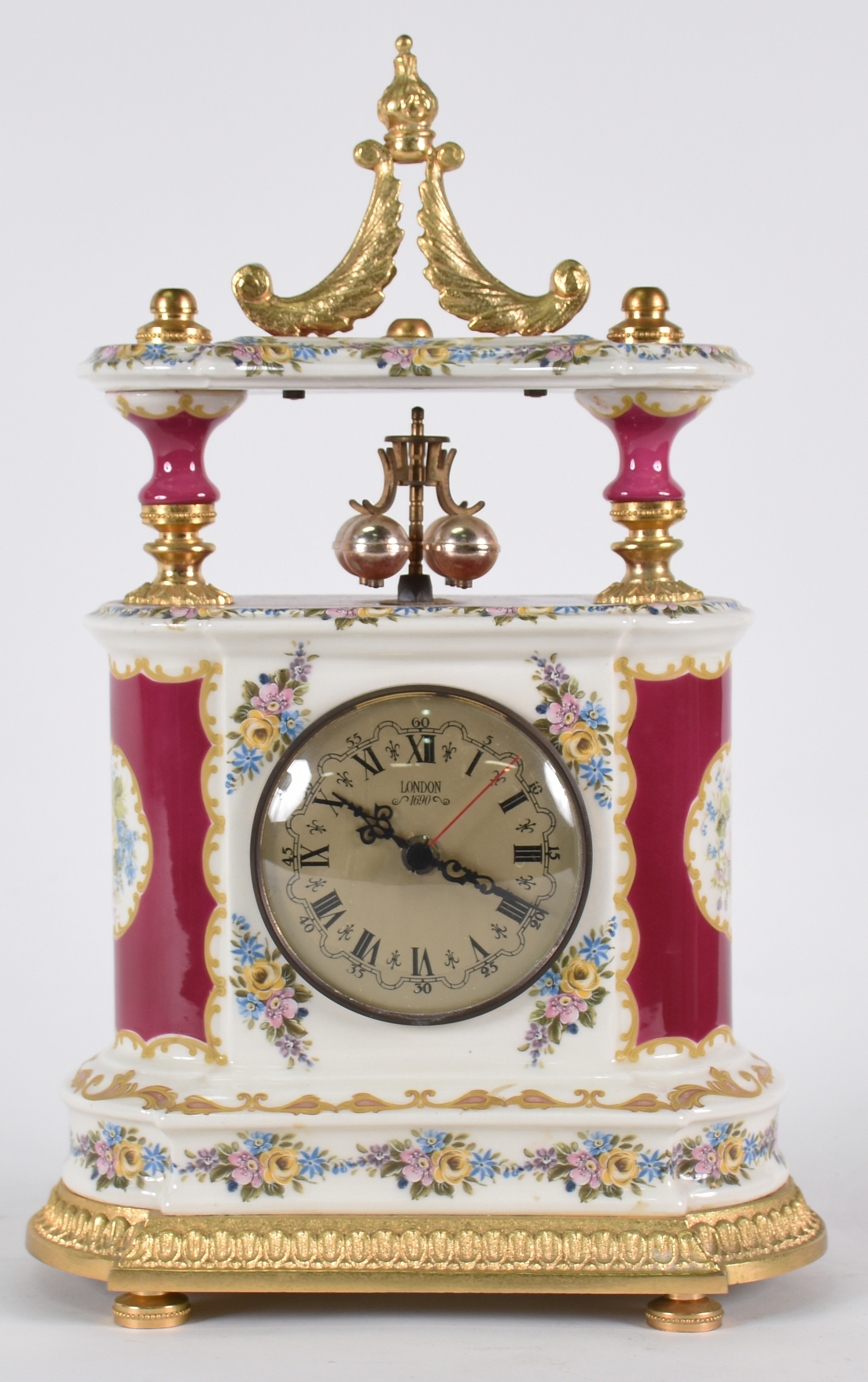 Relógio decorativo de mesa em porcelana policromada com realces... - foto 1 de 4