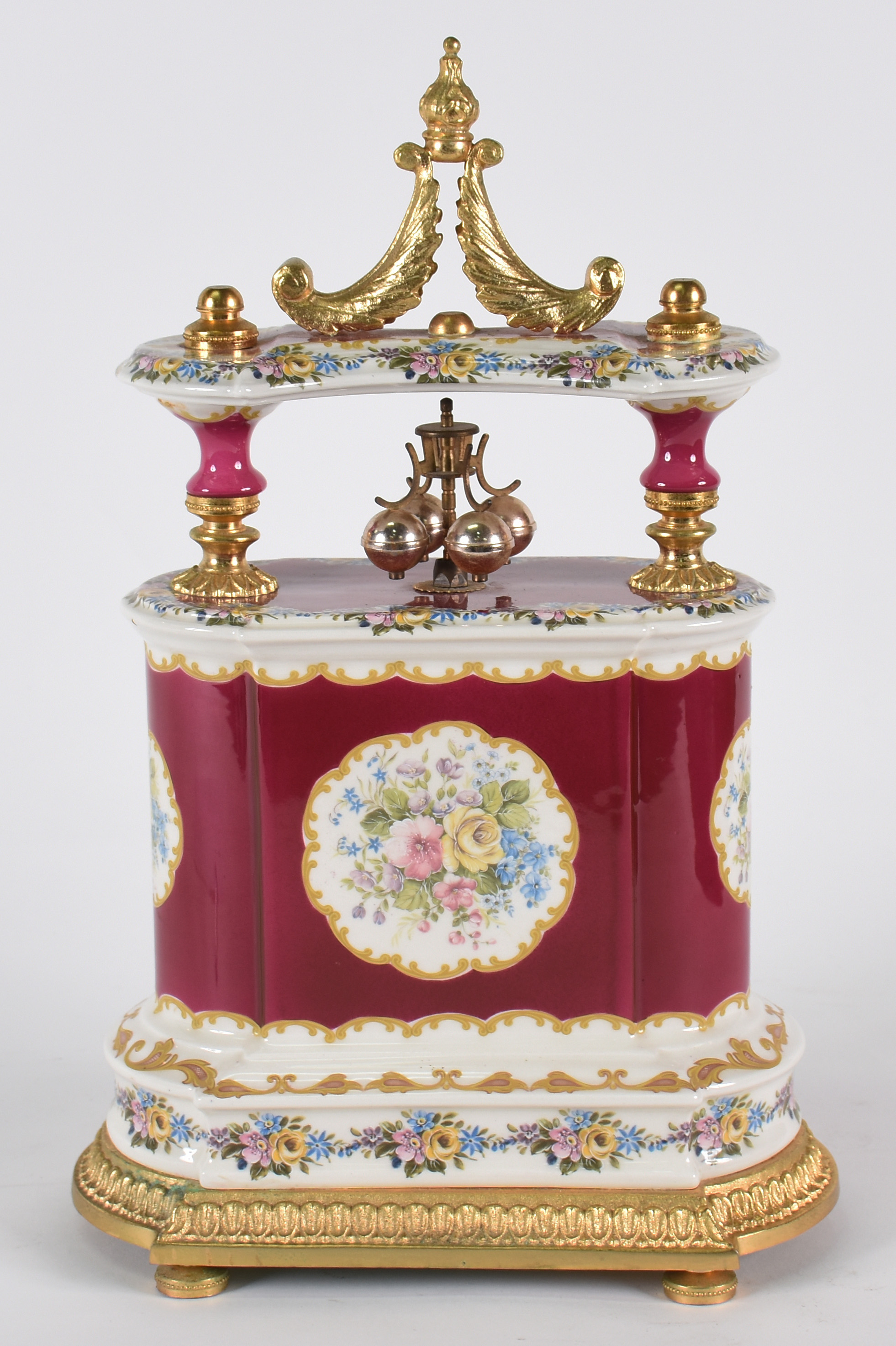 Relógio decorativo de mesa em porcelana policromada com realces... - foto 3 de 4