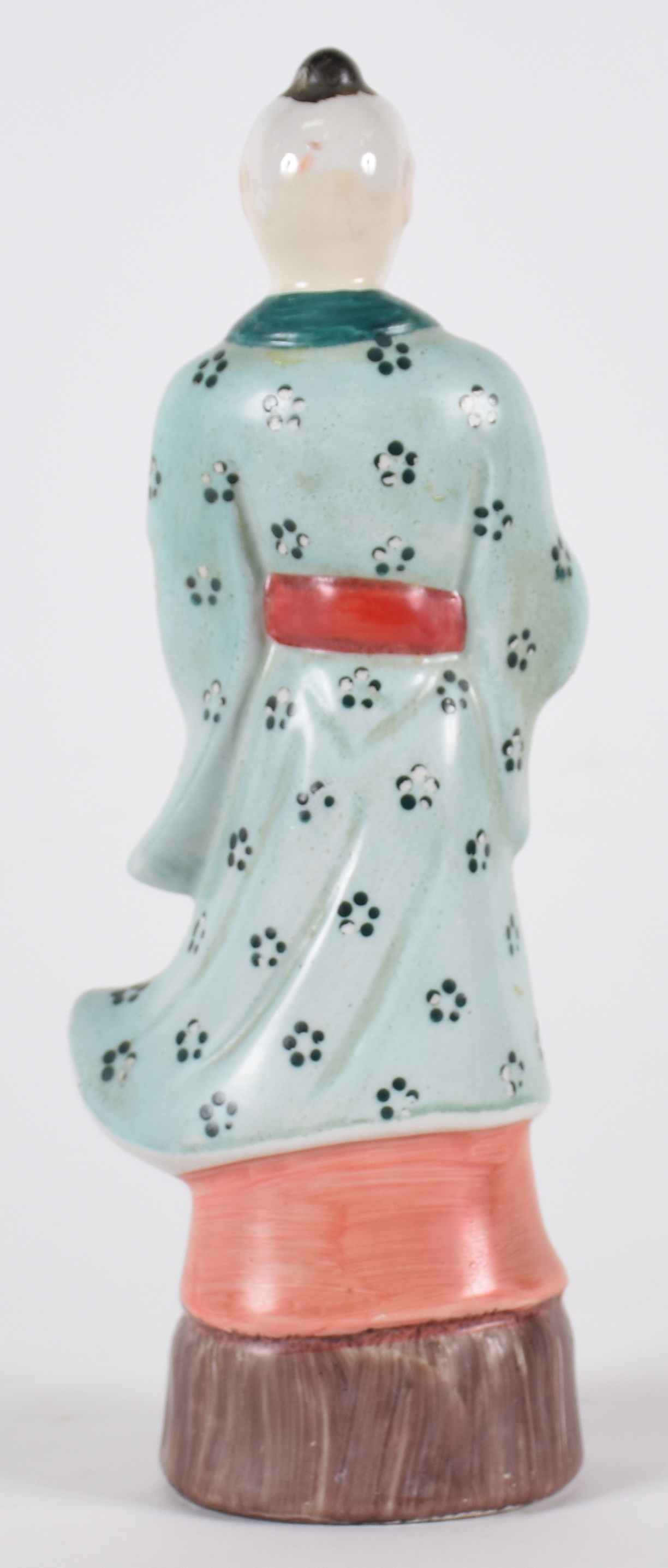 Figura de porcelana oriental europeia contemporanea - foto 2 de 3
