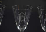 BACARAT - Doze cálices de cristal frances monog... - BACARAT - Doze cálices de cristal frances monogramados, marcados na base.