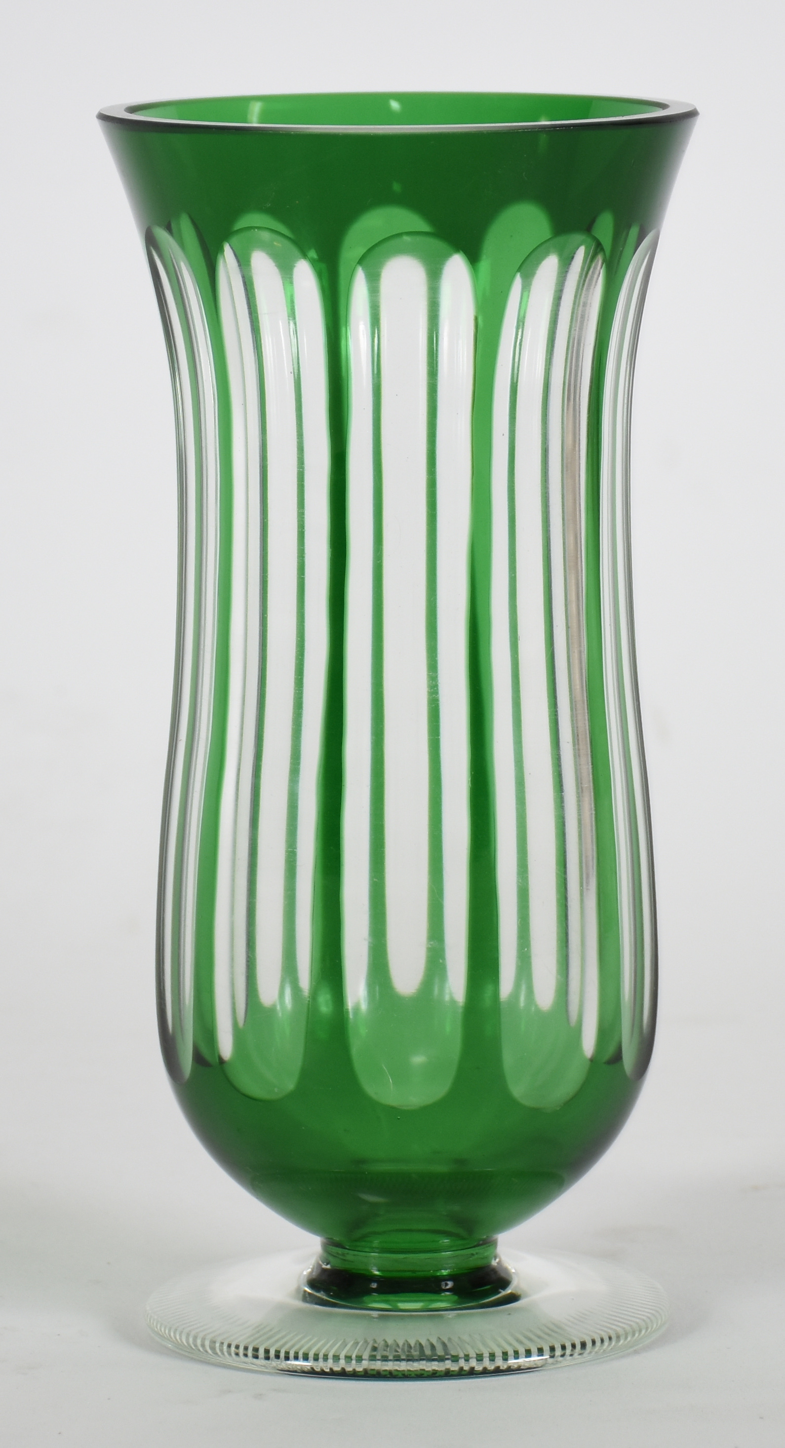 Vaso de cristal doublé verde lapidado - foto 2 de 2