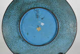 Antigo Prato de cloisoné chines azul decorado c... - Antigo Prato de cloisoné chines azul decorado com flores e pássaros em policromia.