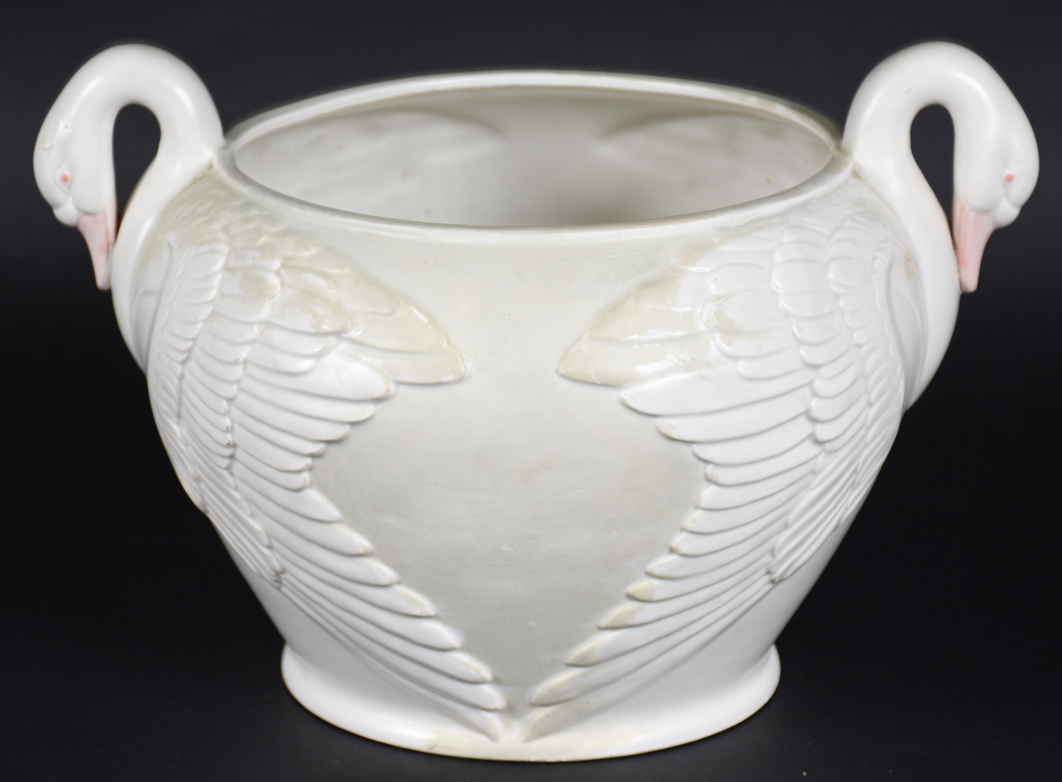 Cachepot de cerâmica japonesa anos 40 decorado com patos em relevo. - foto 1 de 4