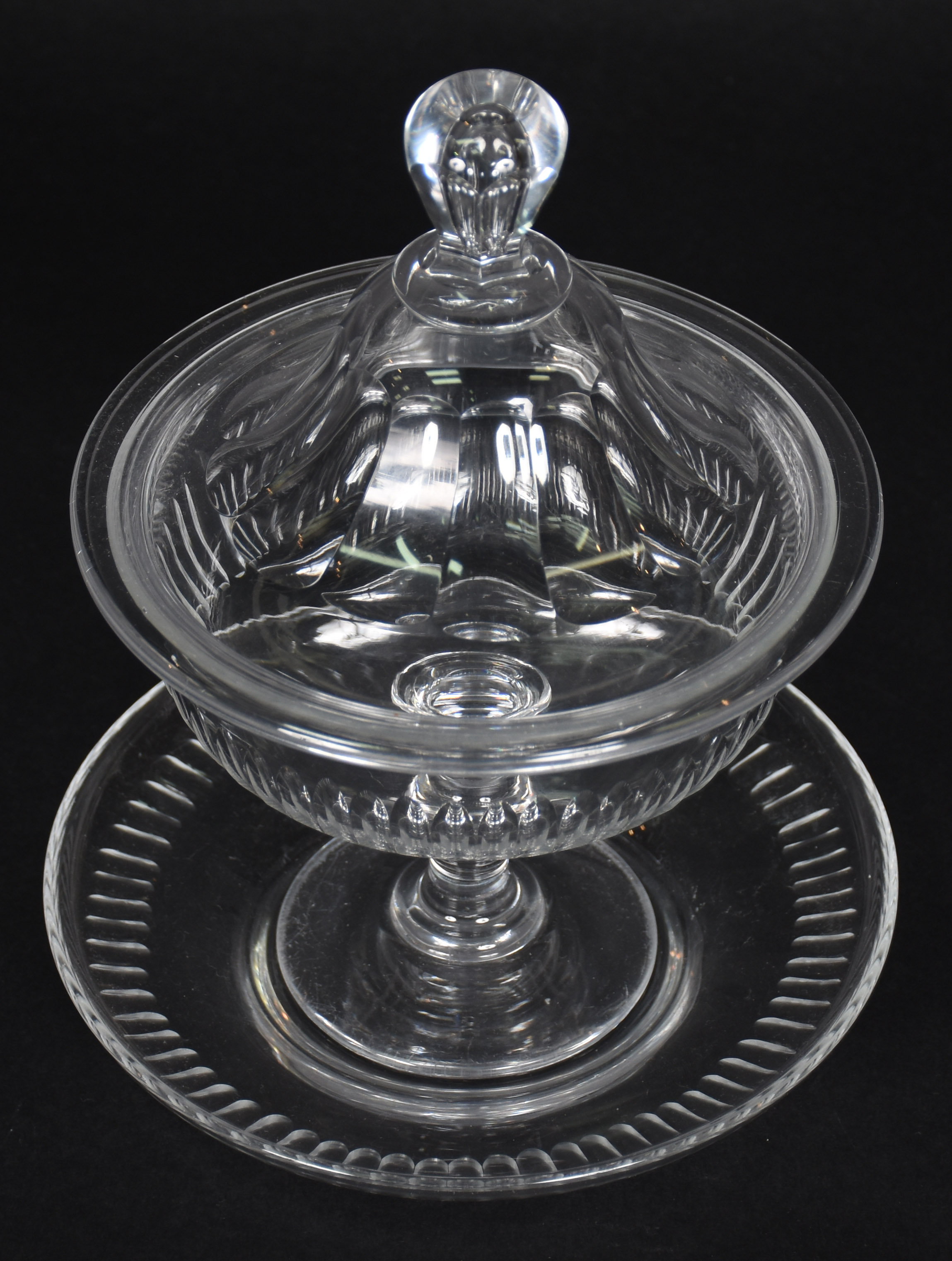 Compoteira com presentoir de cristal frances com lapidação em gomos(... - foto 2 de 2