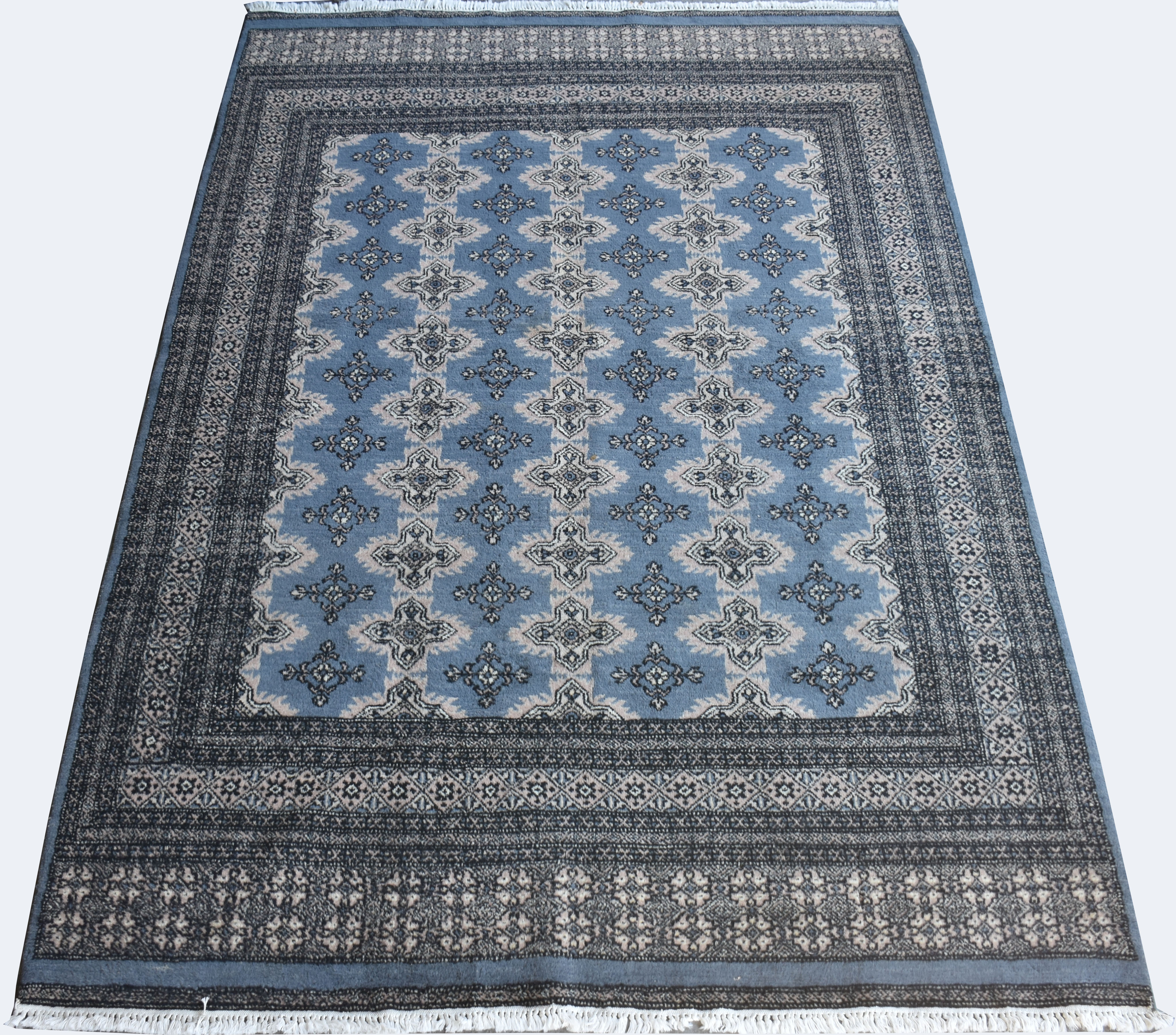 Tapete Paquistan med. 2,80 x 1,90 m.
