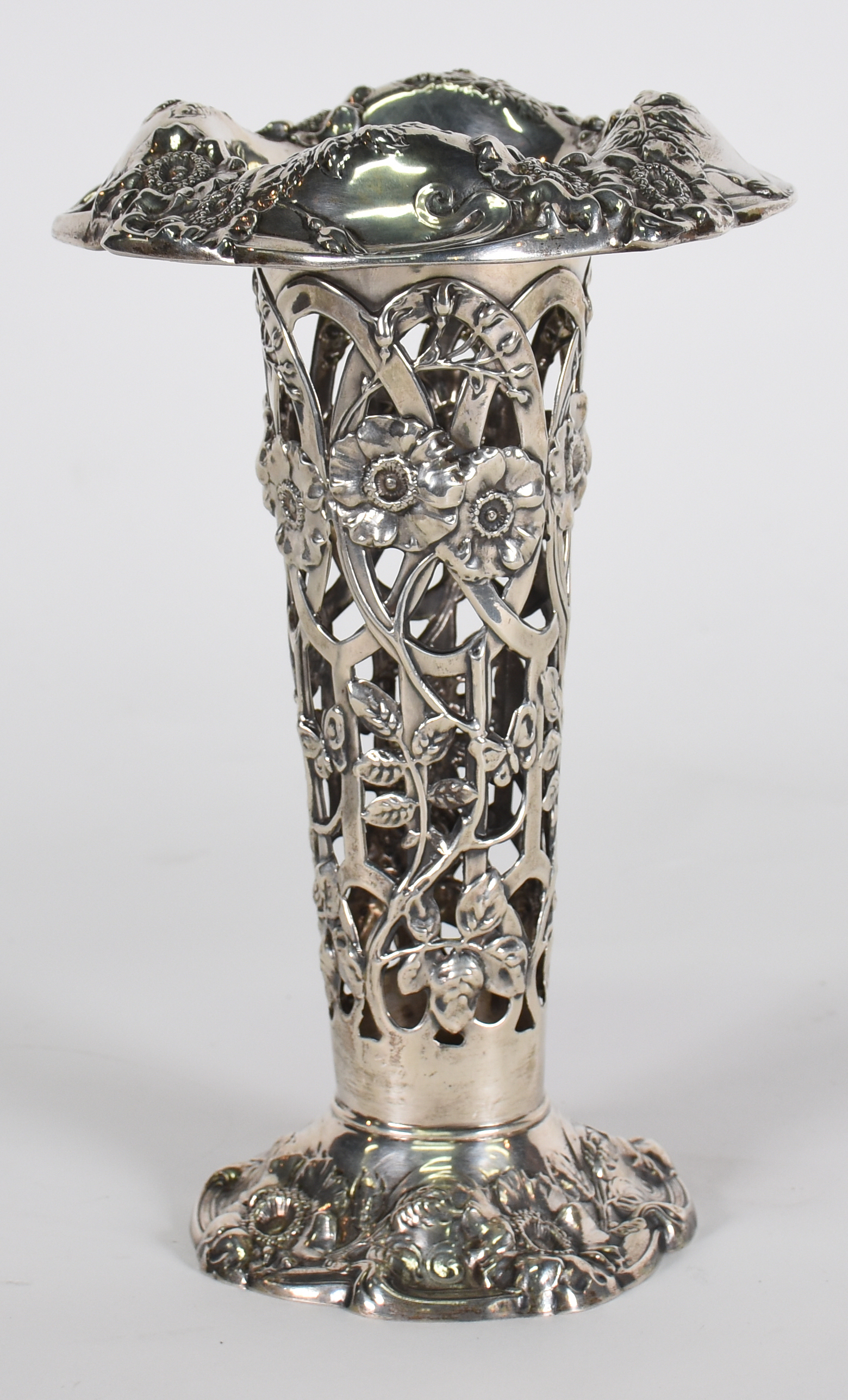 Floreira de prata STERLING trabalhada com flores em relevo e... - foto 1 de 3