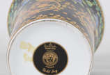 Rosenthal (1907),  - Vaso de porcelana Rosenthal VERSACE, Gold Ivy, decorado em policromia  com realces dourados.