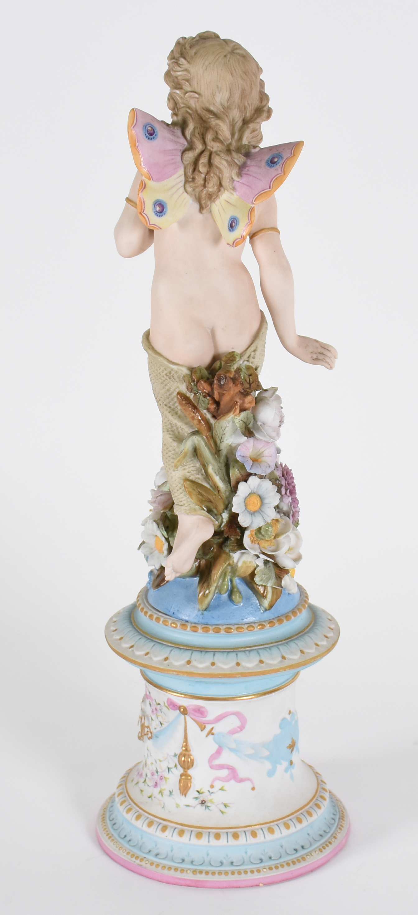 Estatueta em Biscuit policromado europeu representando "Jovem com... - foto 4 de 6