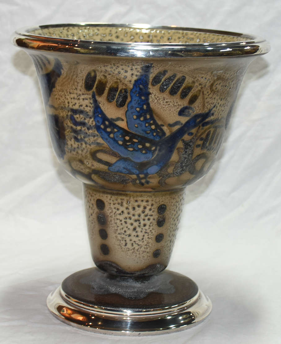 Vaso decorativo de cerâmica policromada com base e borda de prata... - foto 2 de 3