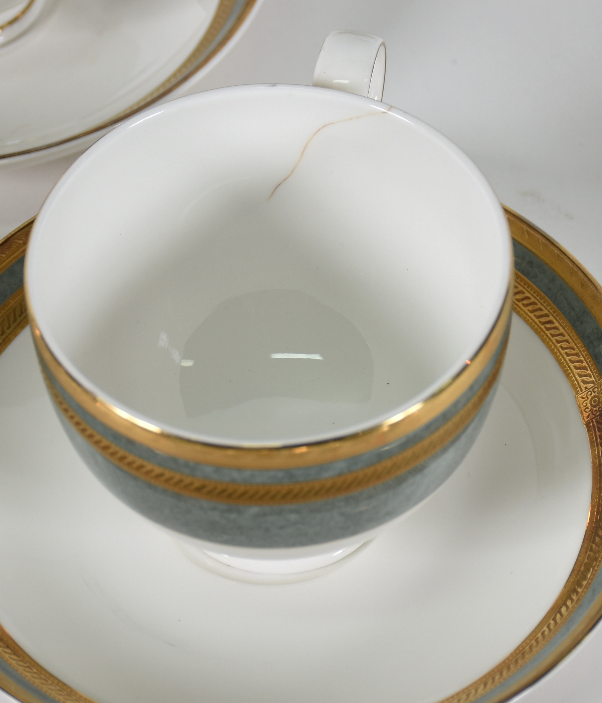 Aparelho de chá e café de porcelana Royal bone China, "Carrara... - foto 3 de 5