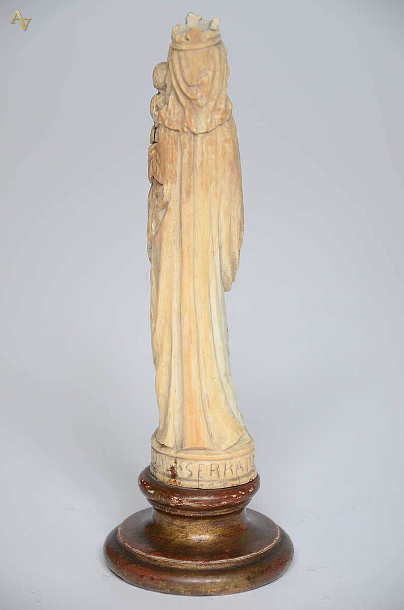 Escultura francesa de marfim representando Nossa Senhora dos... - foto 2 de 2