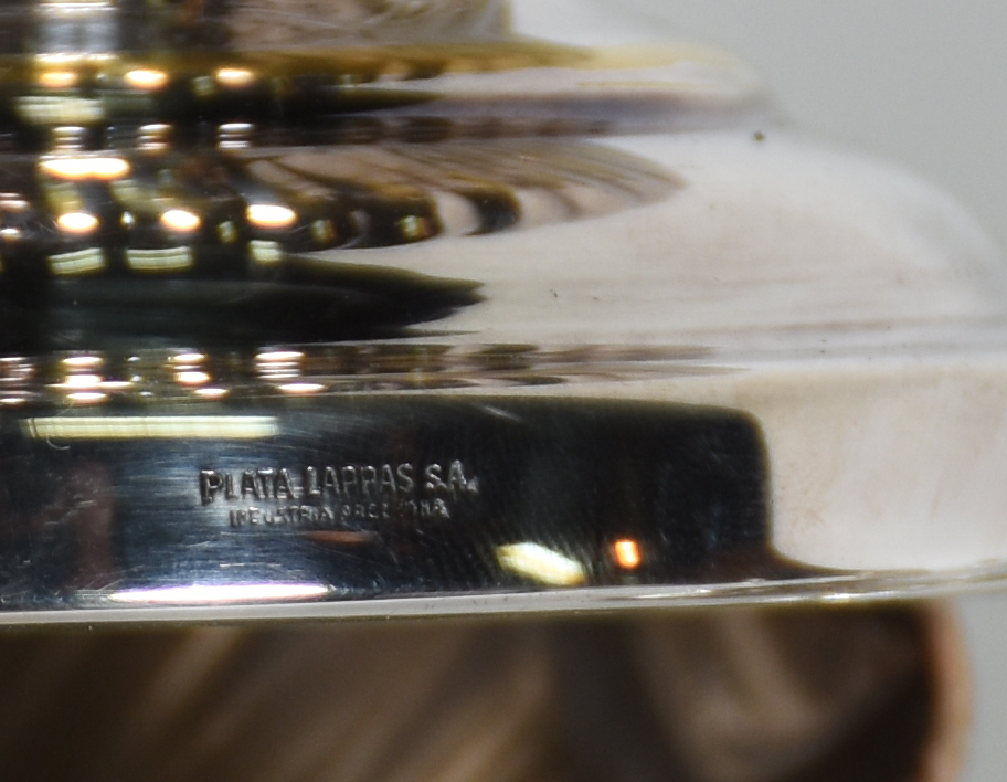 Cinco peças em metal prateado das marcas Bristol e Sta. James , balde... - foto 5 de 7