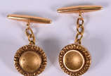 Par de abotoaduras de ouro 18 k ( Por questão d... - Par de abotoaduras de ouro 18 k ( Por questão de segurança a peça não se encontra na loja)