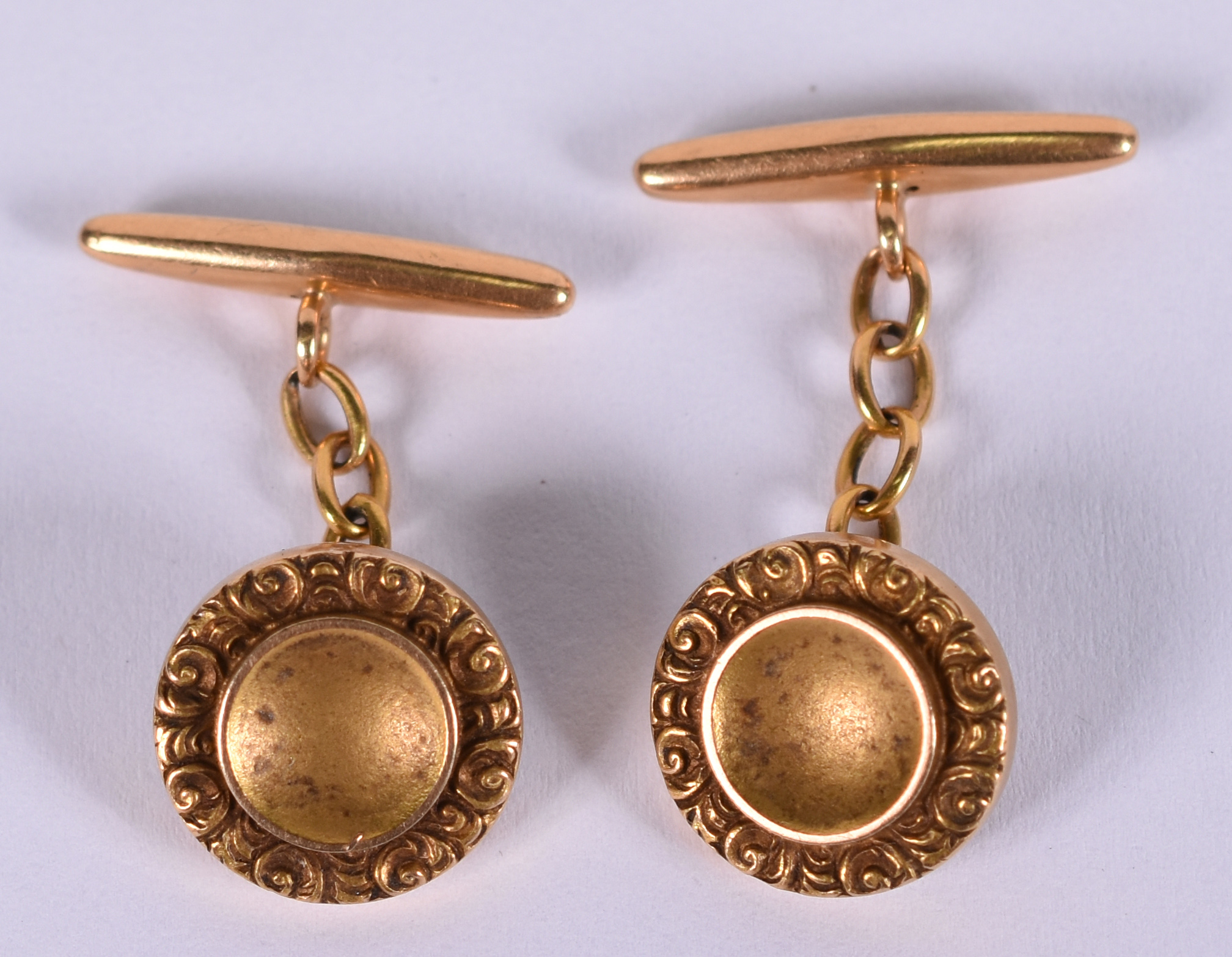 Par de abotoaduras de ouro 18 k ( Por questão de segurança a peça não... - foto 1 de 2