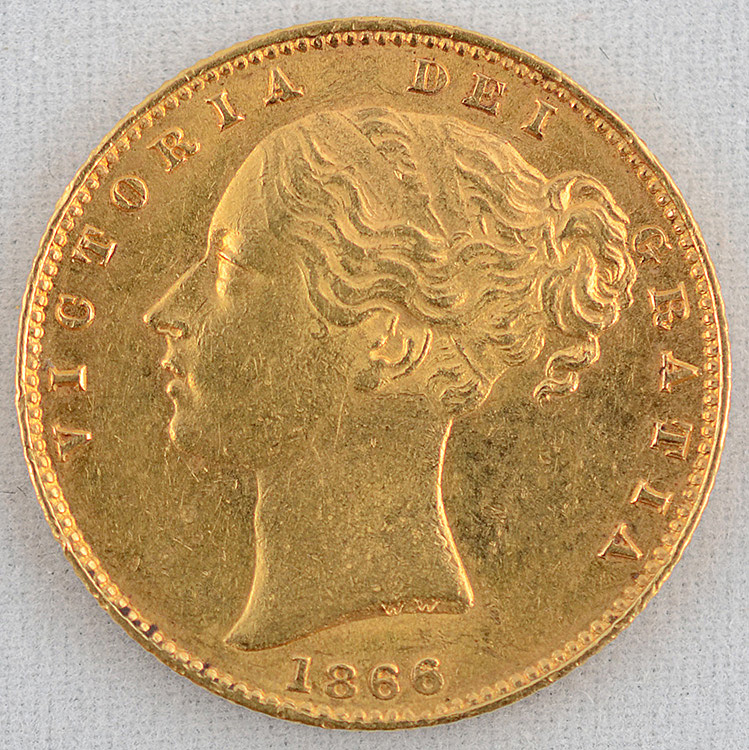 Moeda em ouro 22 K: Sterling Pound de 1866. VICTORIA. Peso total 8 g. - foto 1 de 2