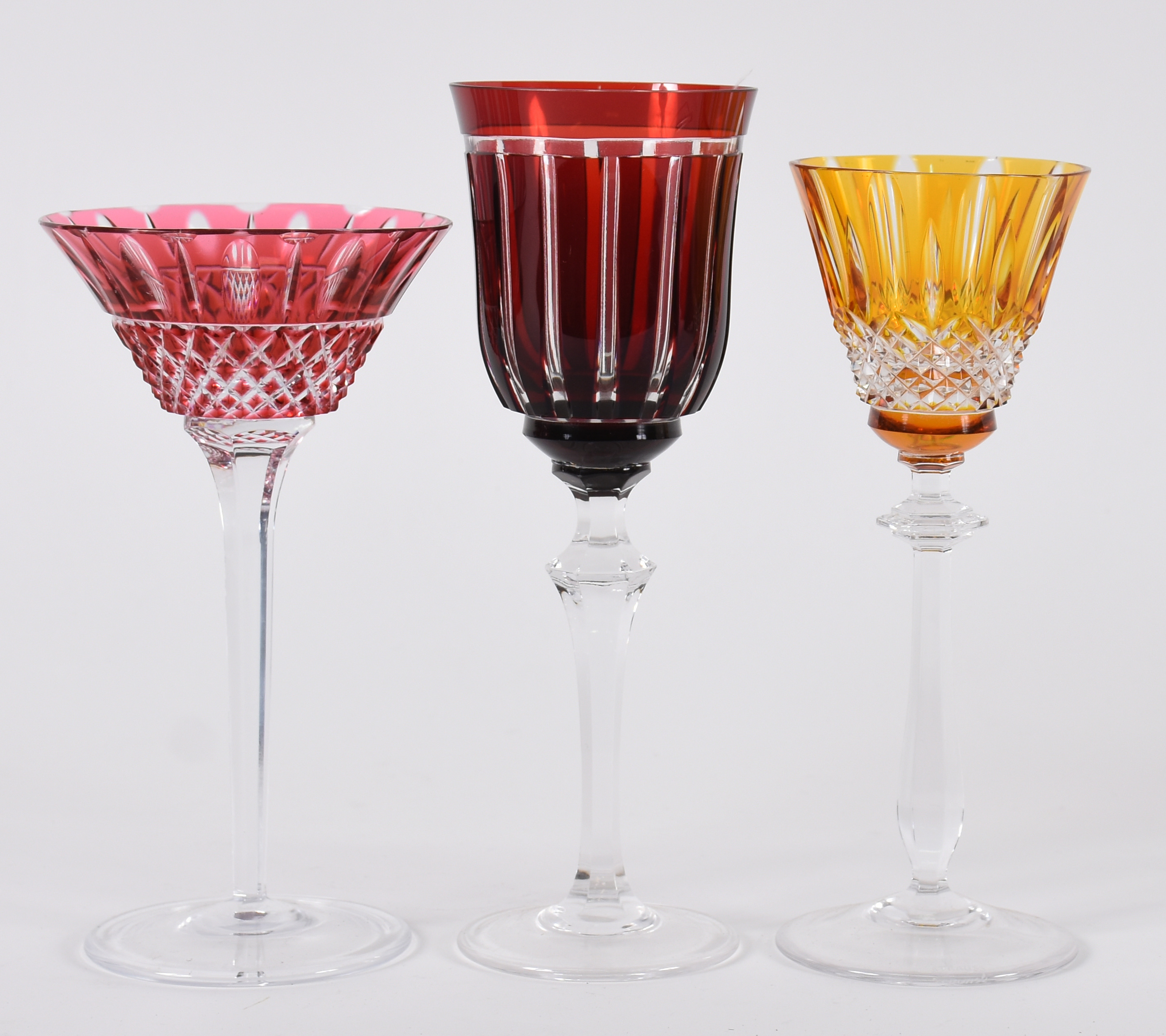 Três cálices para vinho de cristal Strauss, double lapidado em... - foto 1 de 4