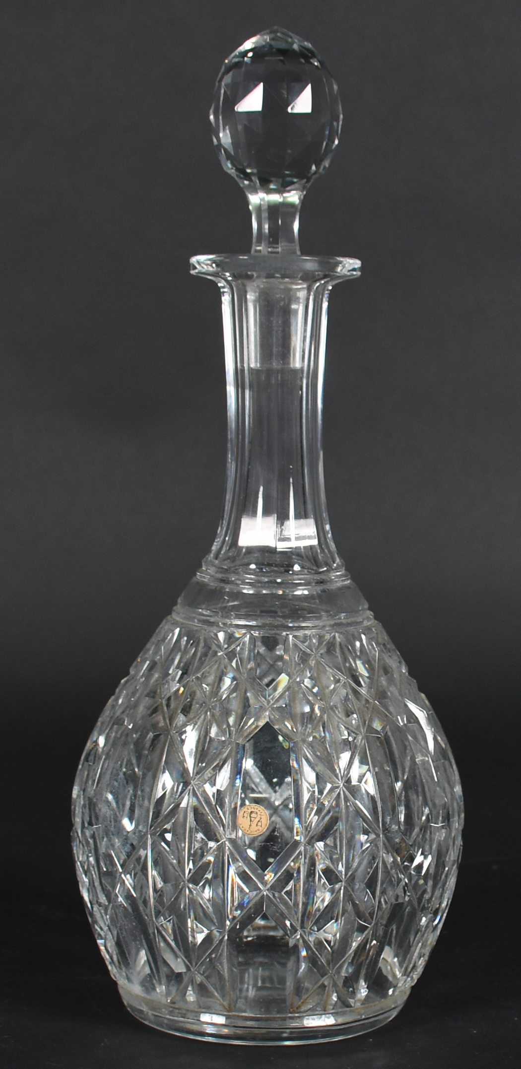 Garrafa de cristal lapidado - foto 1 de 3