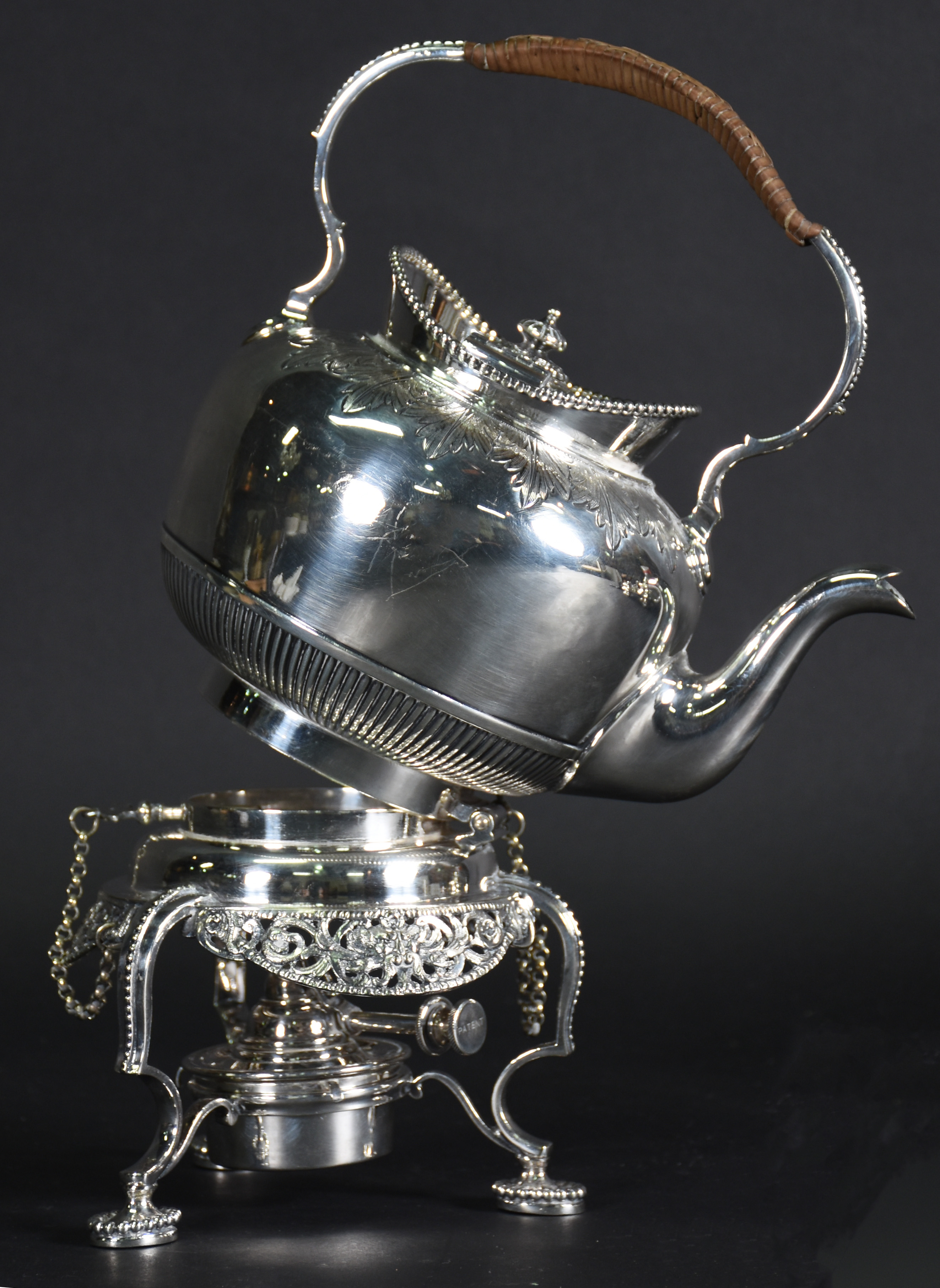 Elegante Samovar de metal espessurado a prata, marca na base... - foto 2 de 5