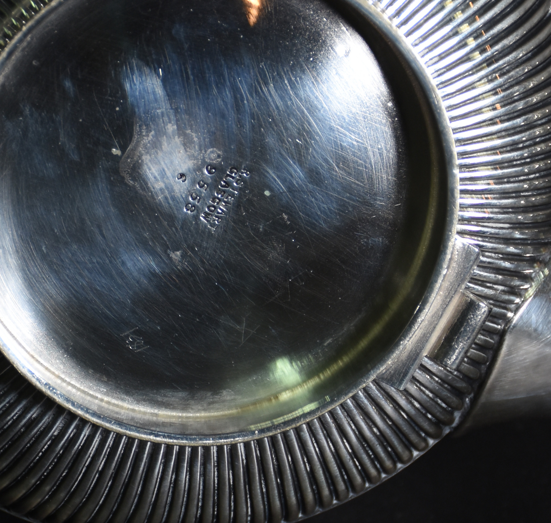 Elegante Samovar de metal espessurado a prata, marca na base... - foto 4 de 5