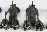 Quatro apliques de metal - Quatro apliques de metal
