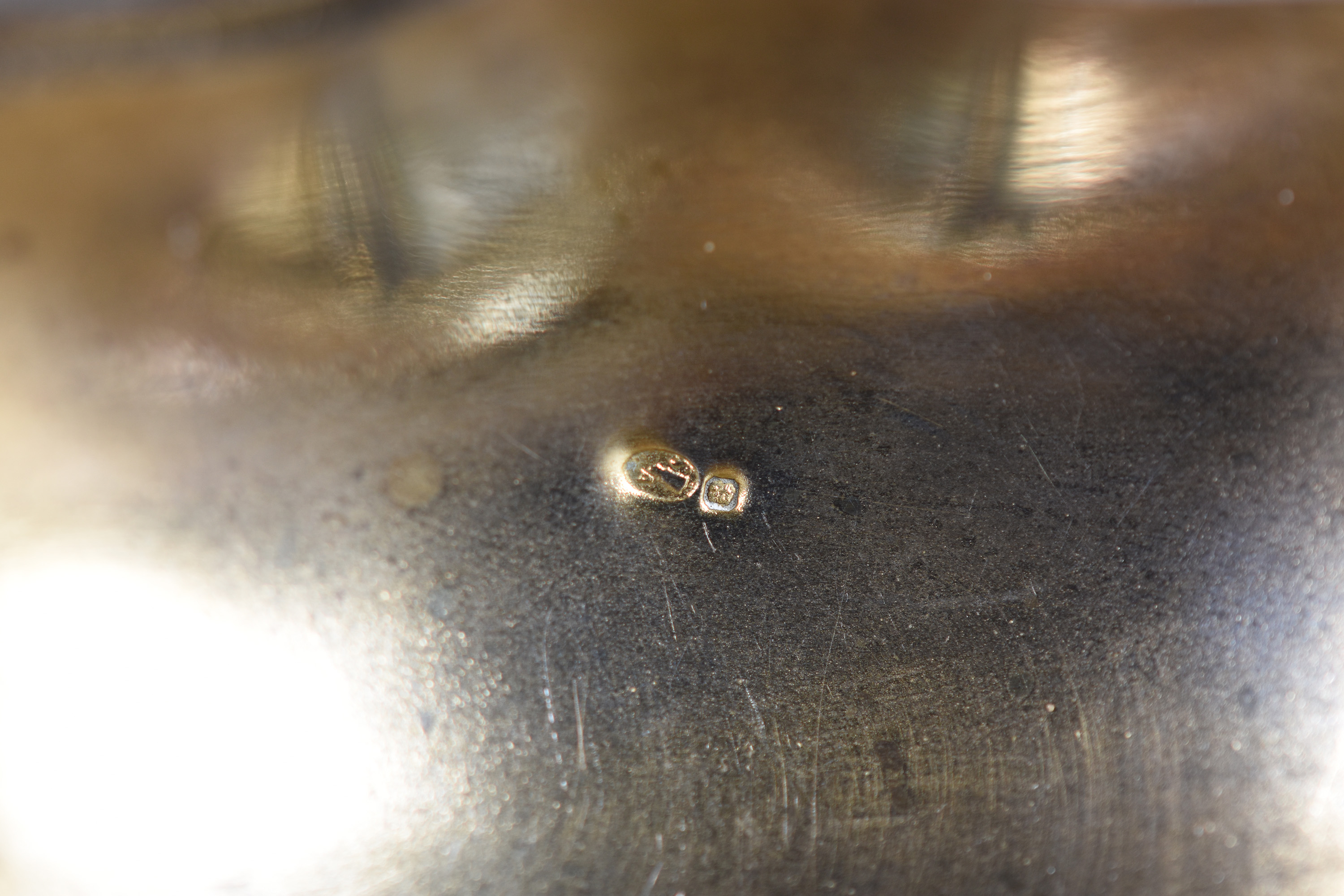 Duas miniaturas de prata contrastada, sendo "Liteira com portas... - foto 6 de 7