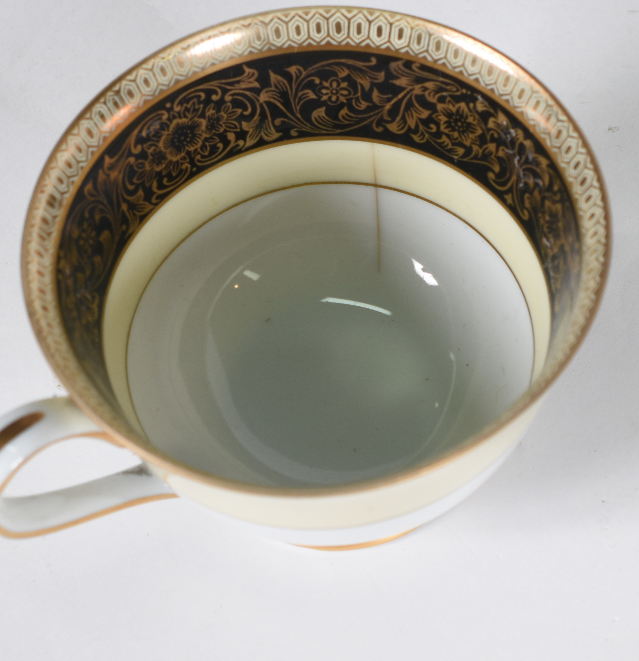 Aparelho de chá de porcelana Noritake , composto de 12 xícaras com... - foto 3 de 5