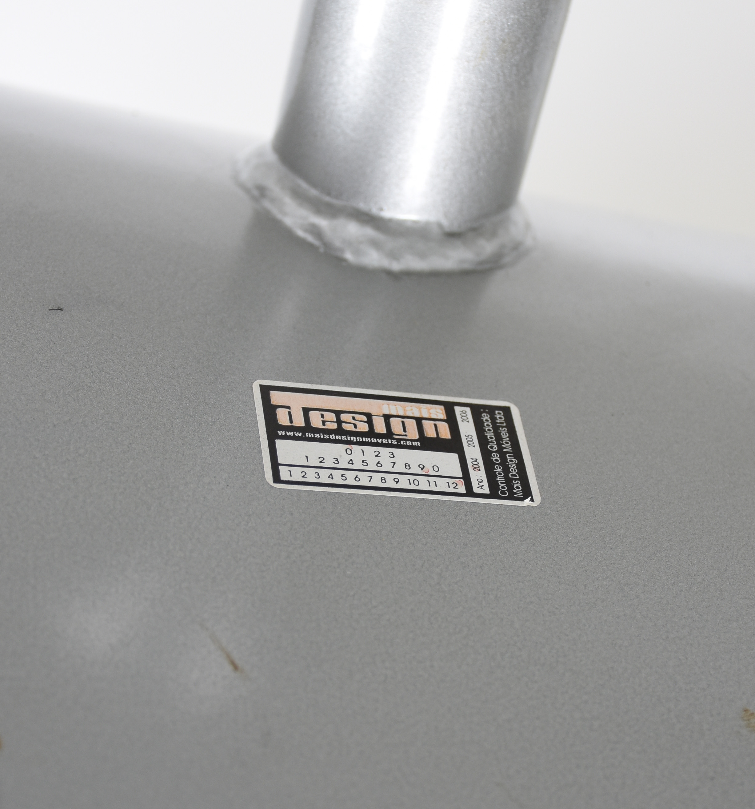 Cadeira giratória estofada de curvim Branco, base de metal... - foto 4 de 4