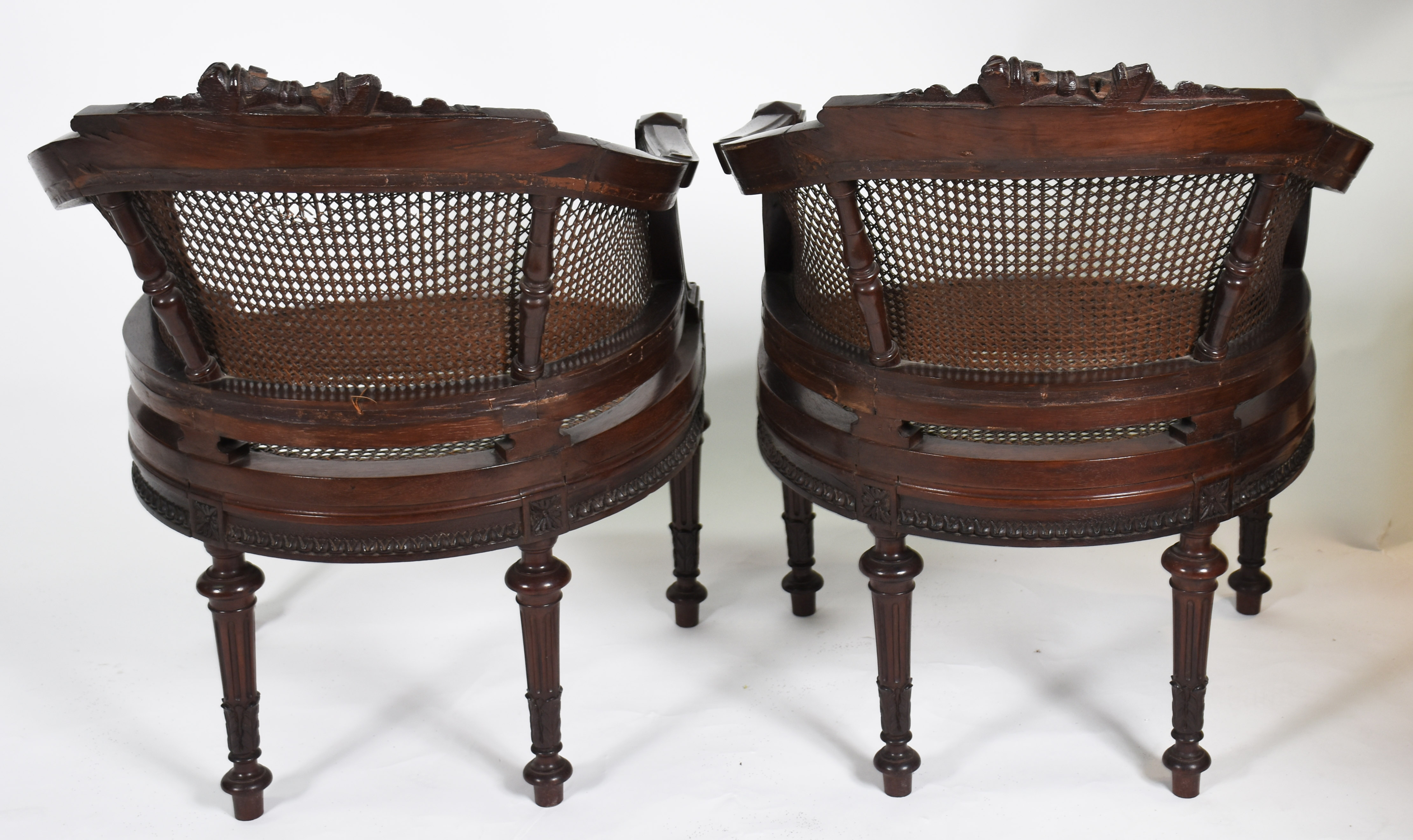 Conjunto de sofá (canapé ) e par de poltronas de jacarandá com... - foto 3 de 5