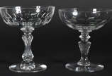 Cinco taças de champagne diversas de cristal fr... - Cinco taças de champagne diversas de cristal frances lapidado, possivelmente Baccarat.