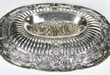 Fruteira de prata portuguesa contraste Javali, ... - Fruteira de prata portuguesa contraste Javali, prateiro Reis Filhos, Porto, trabalhada com guirlandas em relevo  ( Por questão de segurança  a p...