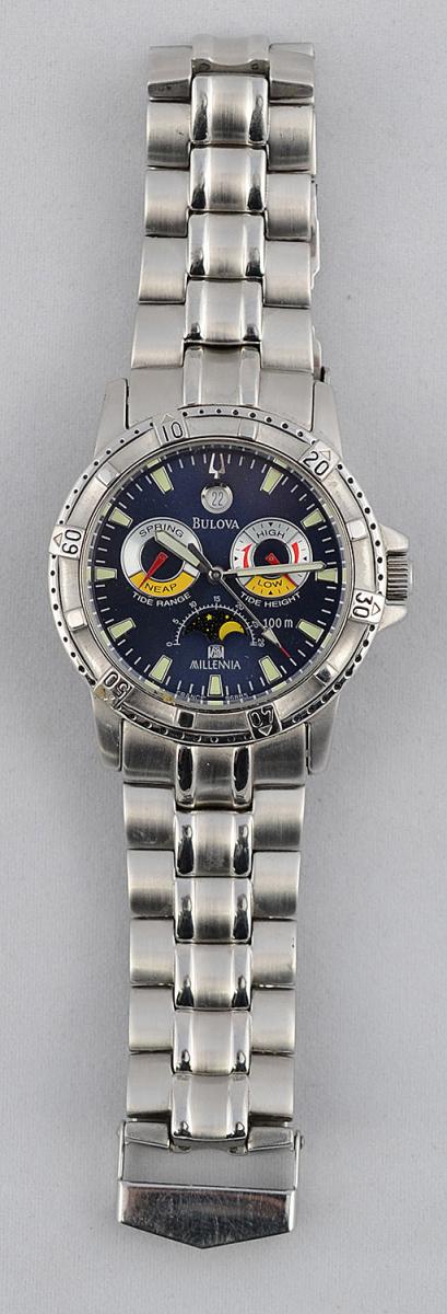 BULOVA - Relógio de aço com cronógrafo, calendário e fases da lua... - foto 2 de 3