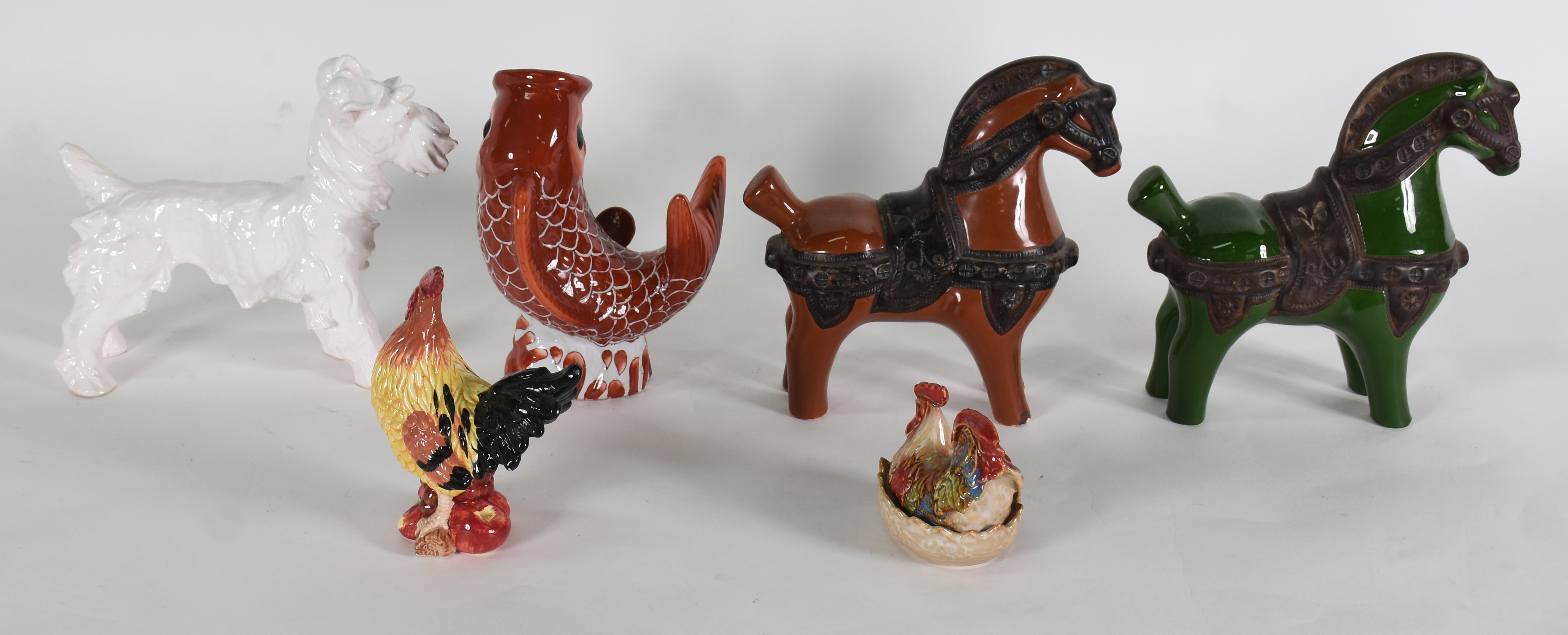 Seis figuras de animais de cerâmica de diversas procedências, sendo... - foto 2 de 5