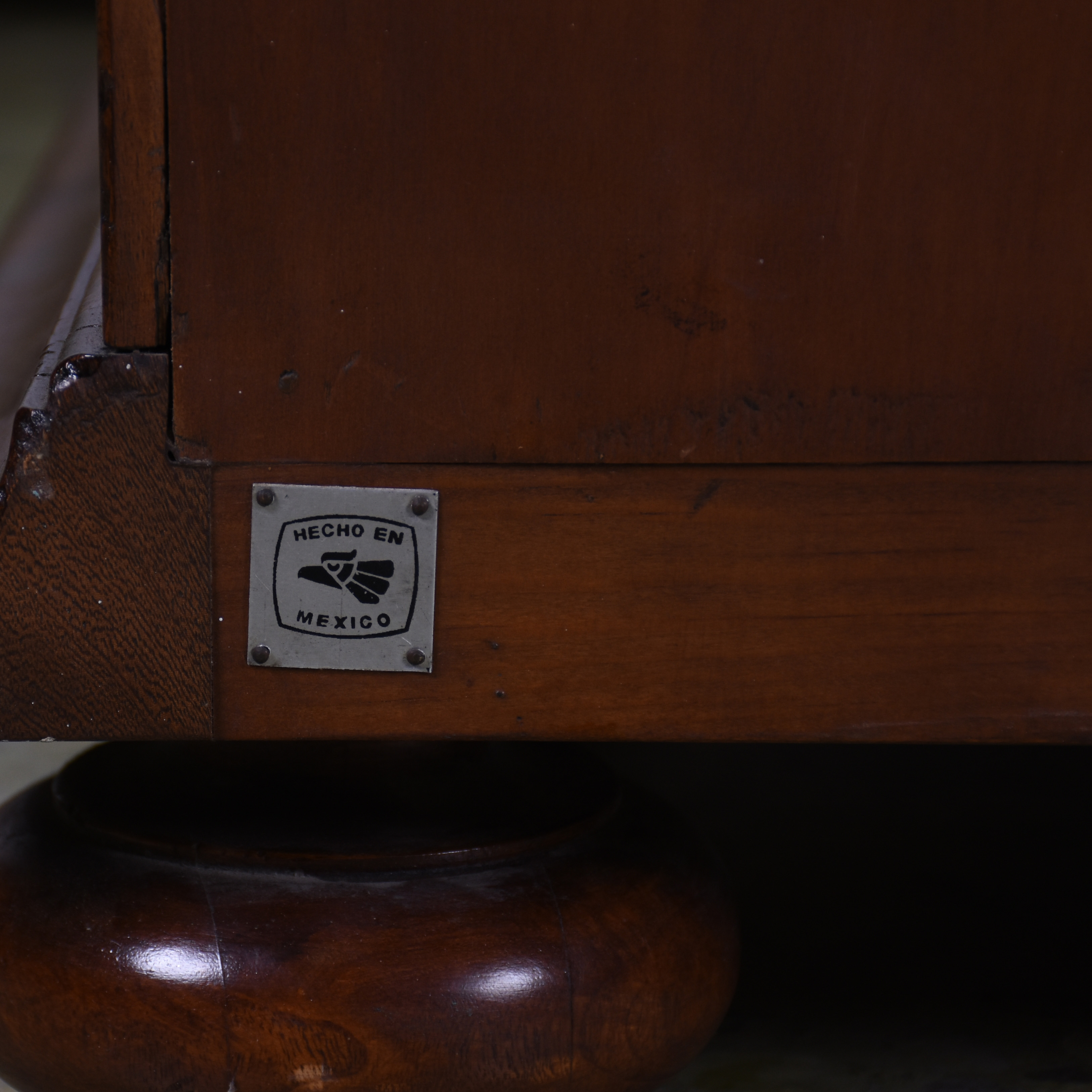 Cômoda holandesa em madeira nobre, feita no México no Atelier de... - foto 5 de 5