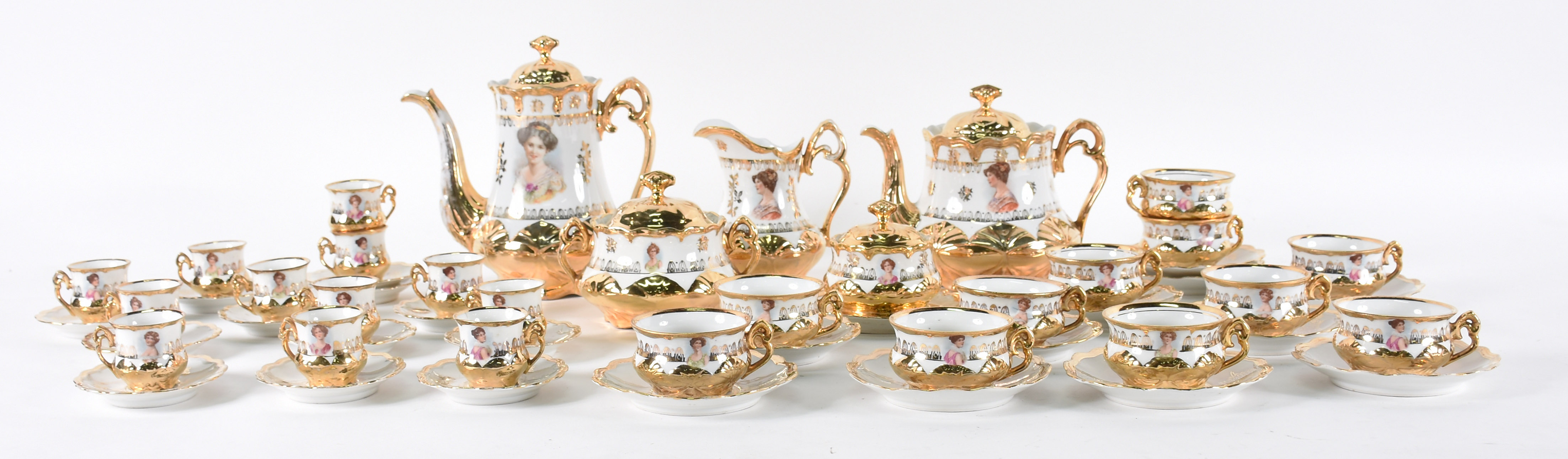 Aparelho de chá e café de porcelana Otto , composto de 2 bules... - foto 1 de 5