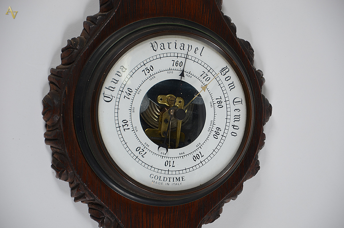Barômetro Goldtime italiano com base de madeira. Altura 60 cm... - foto 2 de 4