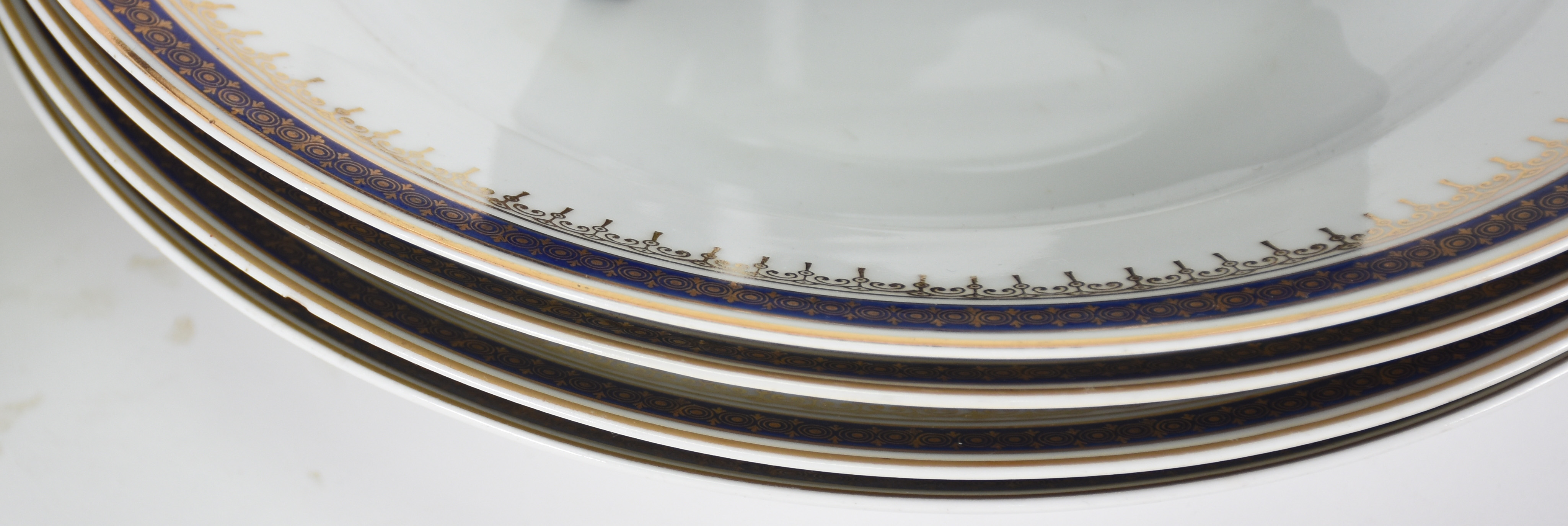 Aparelho de jantar de porcelana Czechoslovekia , composto de 12... - foto 2 de 6