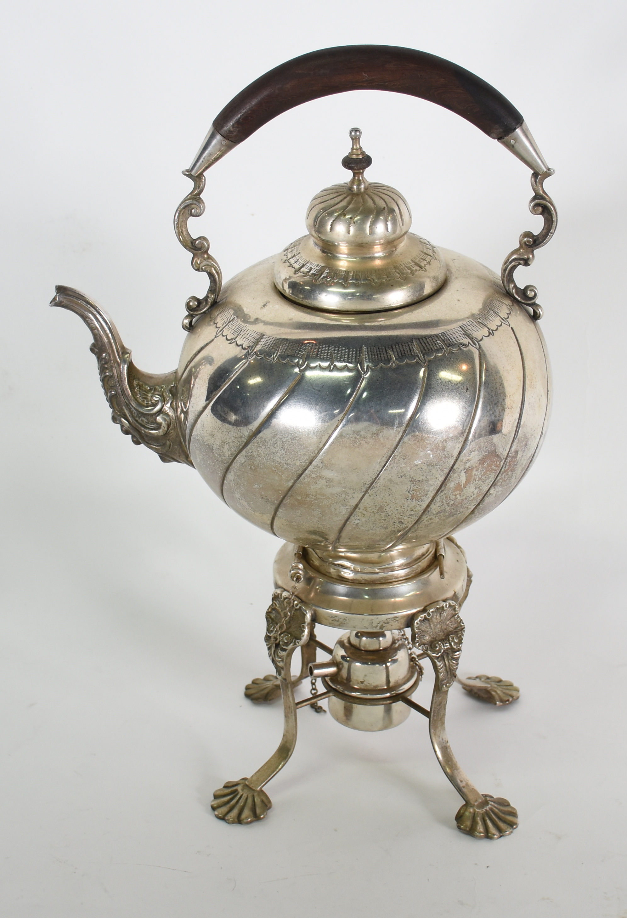 Samovar de metal - foto 2 de 3