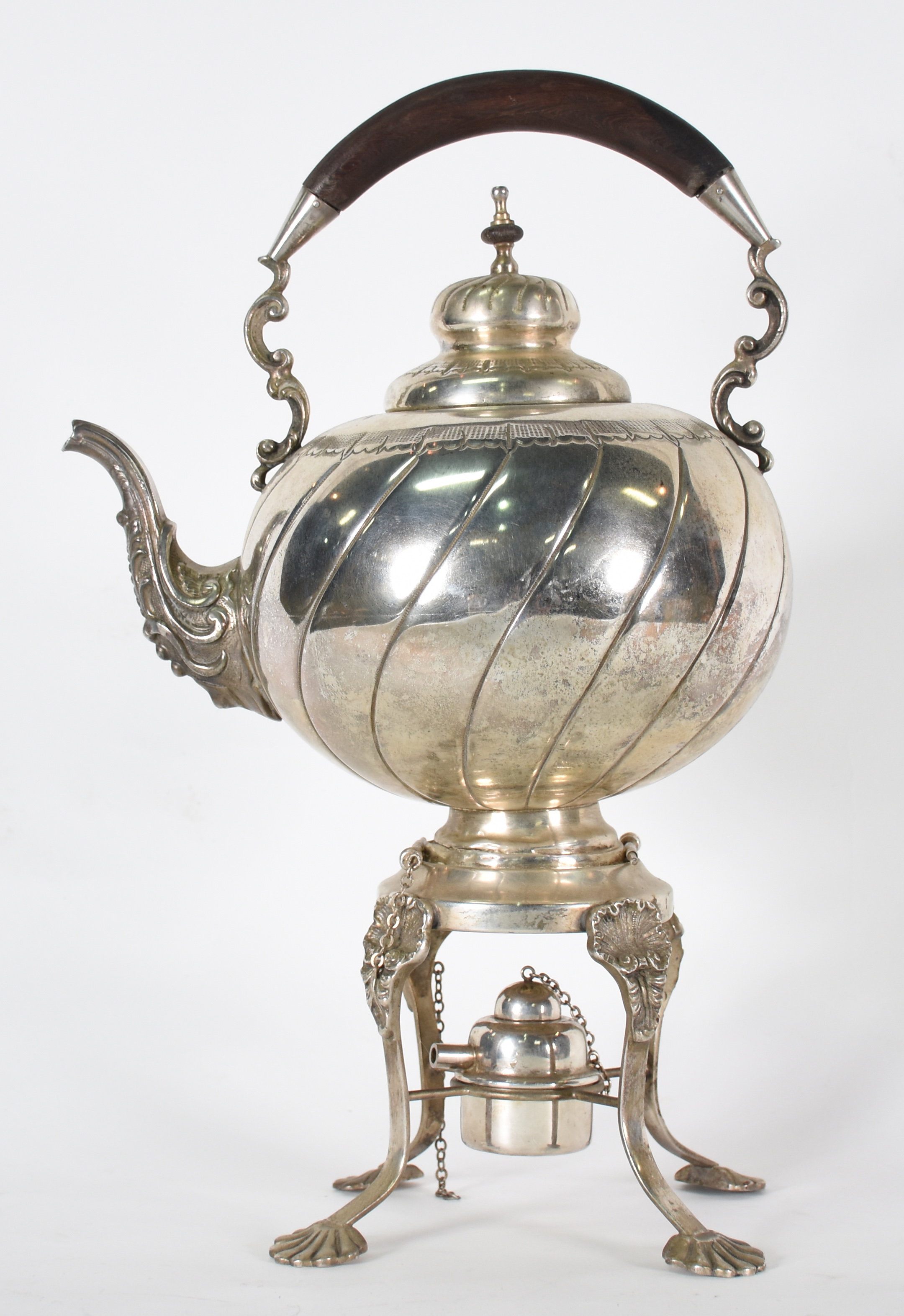 Samovar de metal - foto 1 de 3