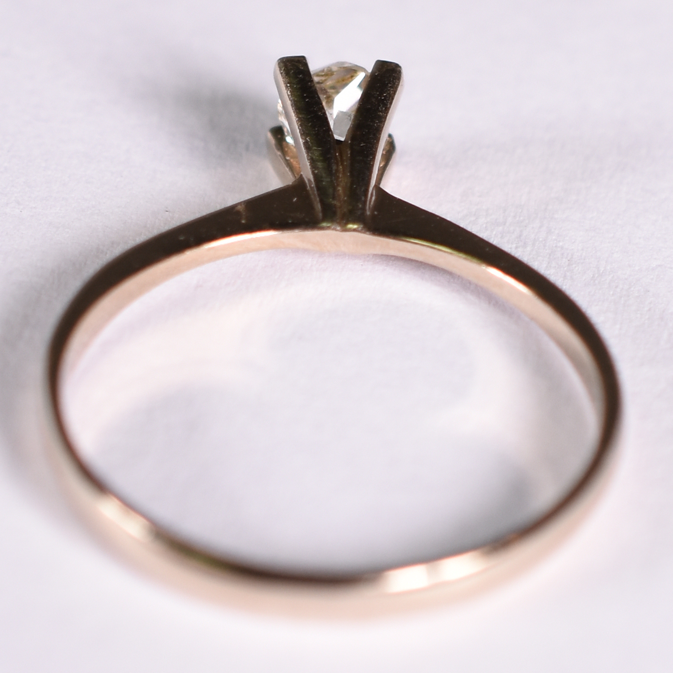 Solitário de ouro branco com 1 brilhante de 0,25 ct . aro 18 ( Por... - foto 3 de 3