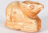 Netsuke de marfim , representando rato  - Netsuke de marfim , representando rato 