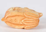 Netsuke de marfim , representando rato  - Netsuke de marfim , representando rato 