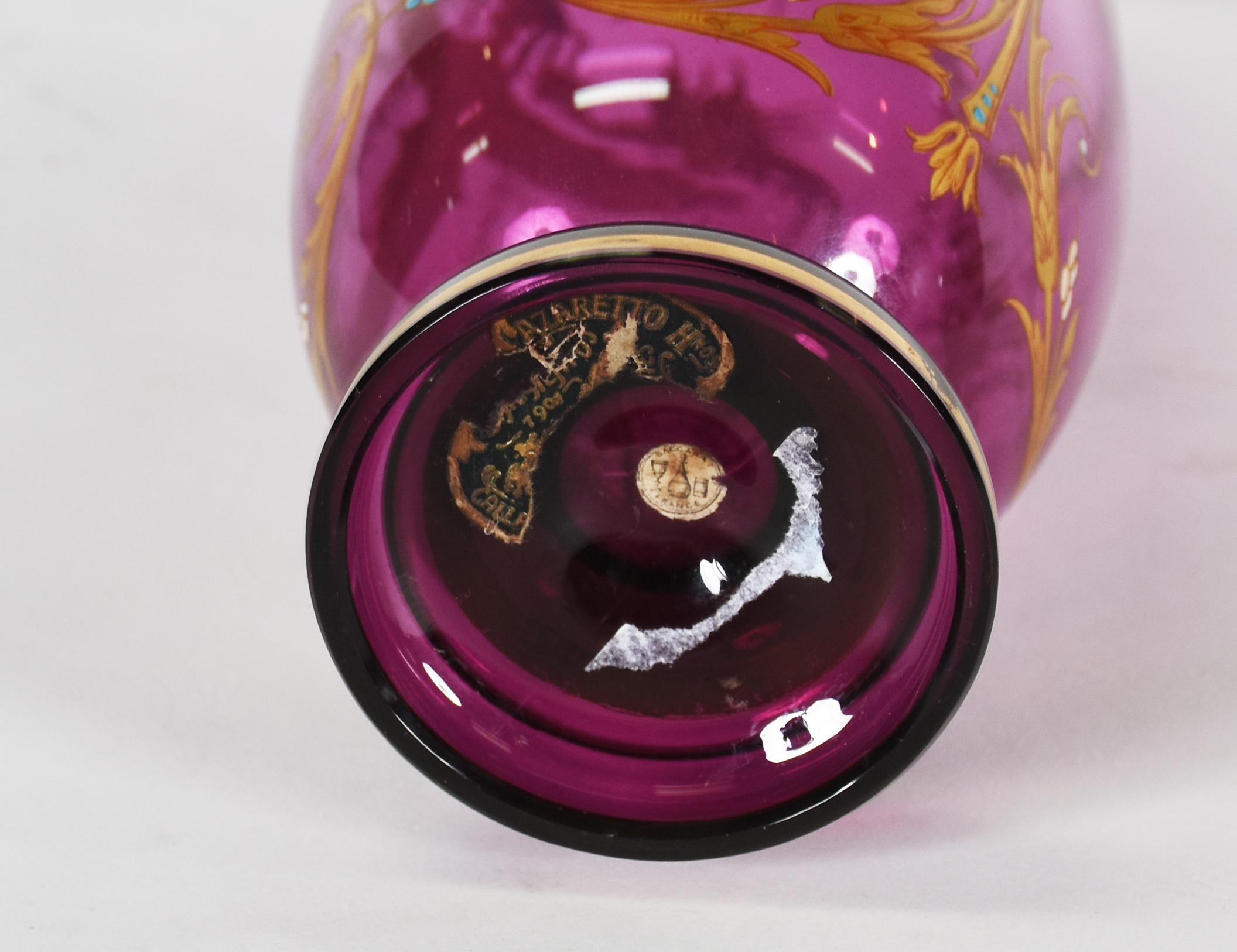 Vidro artístico - Vaso veneziano translúcido lilás com fina decoração... - foto 5 de 5