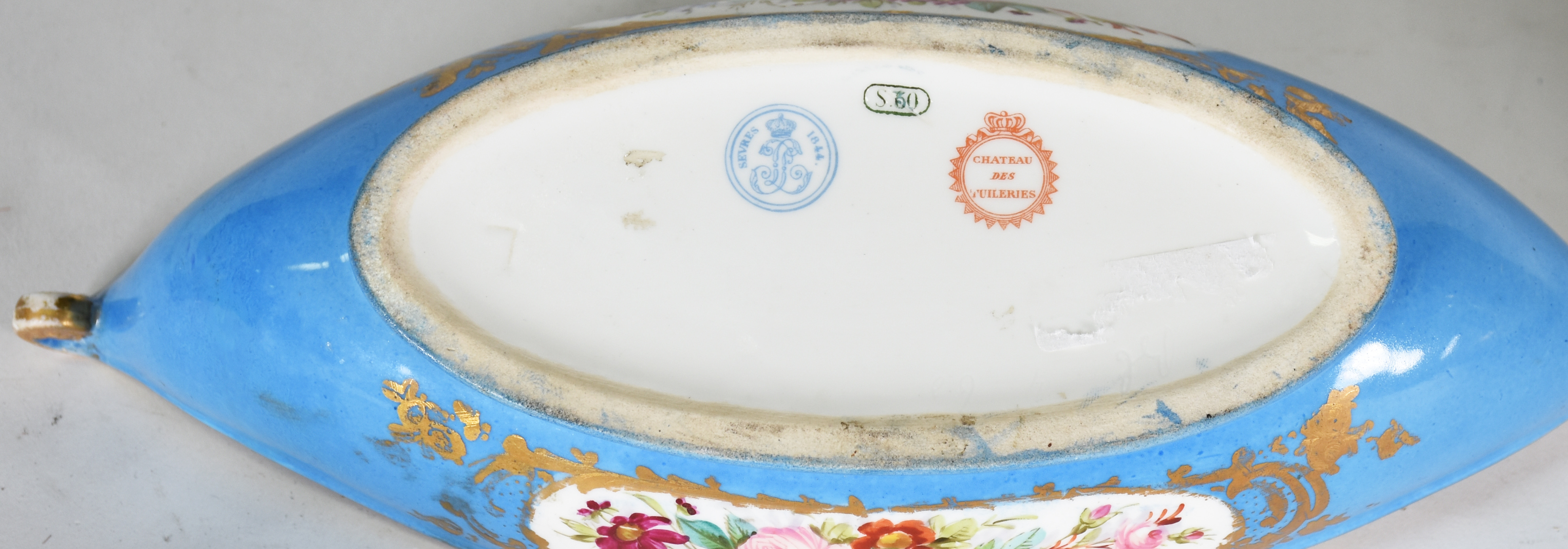 AZEITONEIRA - Serviço do Rei Louis Phuilippe de França . Porcelana... - foto 3 de 3