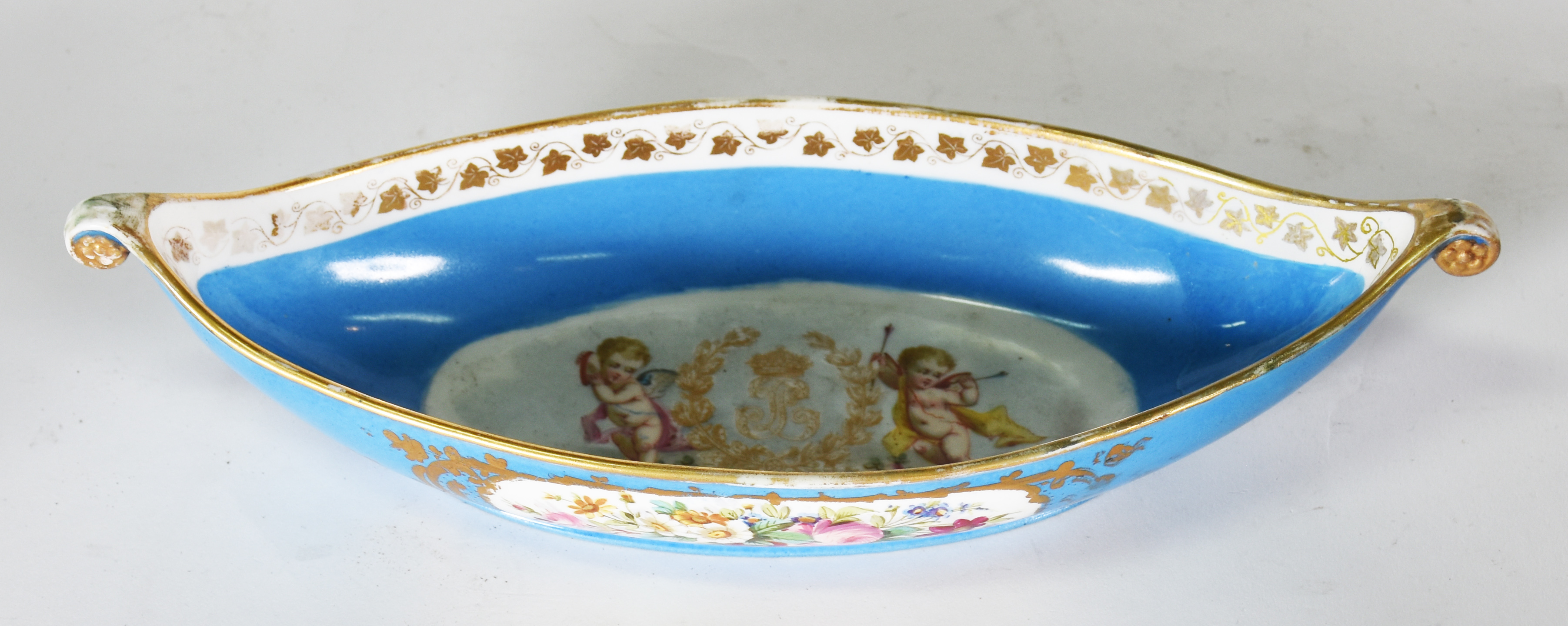 AZEITONEIRA - Serviço do Rei Louis Phuilippe de França . Porcelana... - foto 1 de 3