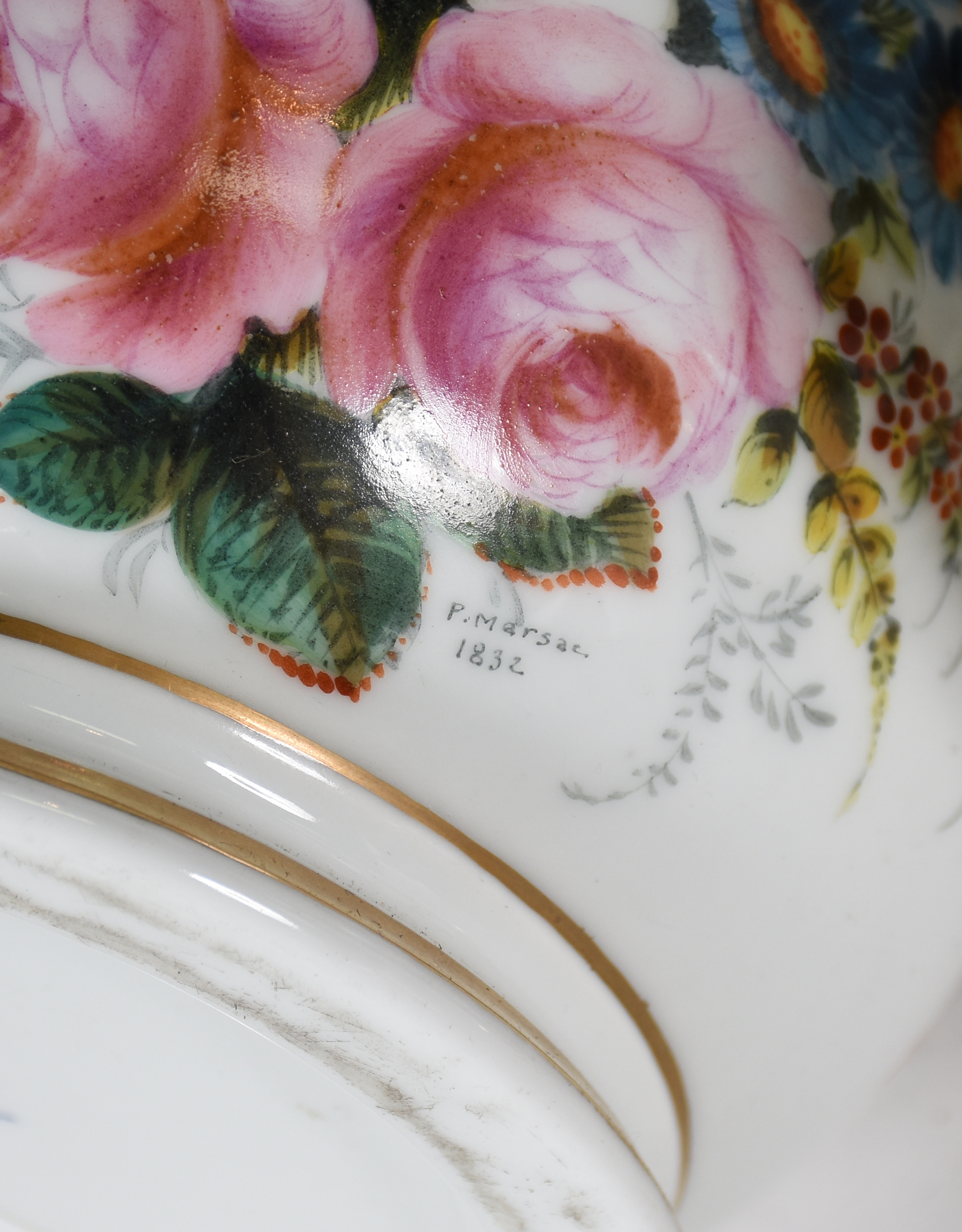 Par de cahepots - Porcelana velho Paris com típica decoração floral... - foto 2 de 4
