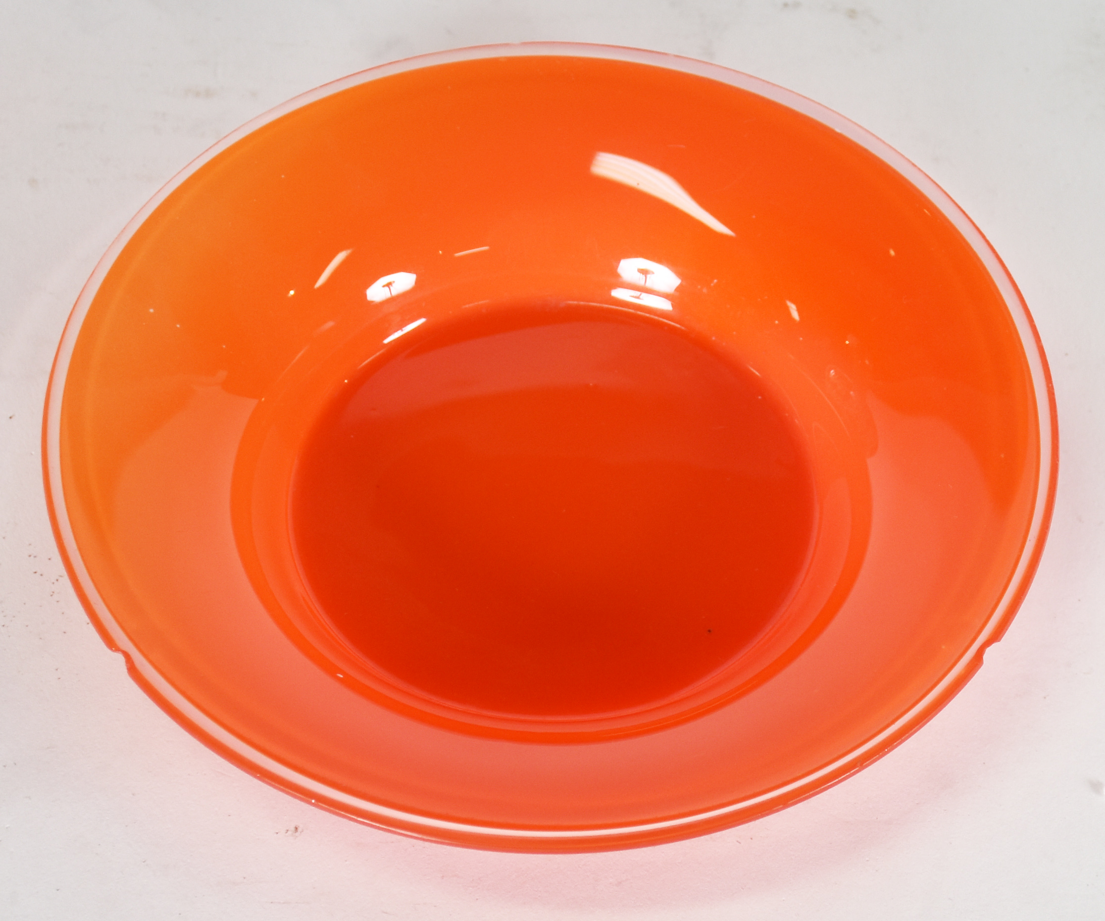 CARNIVAL GLASS - garrafa em vidro opalinado abóbora com decoração a... - foto 3 de 3